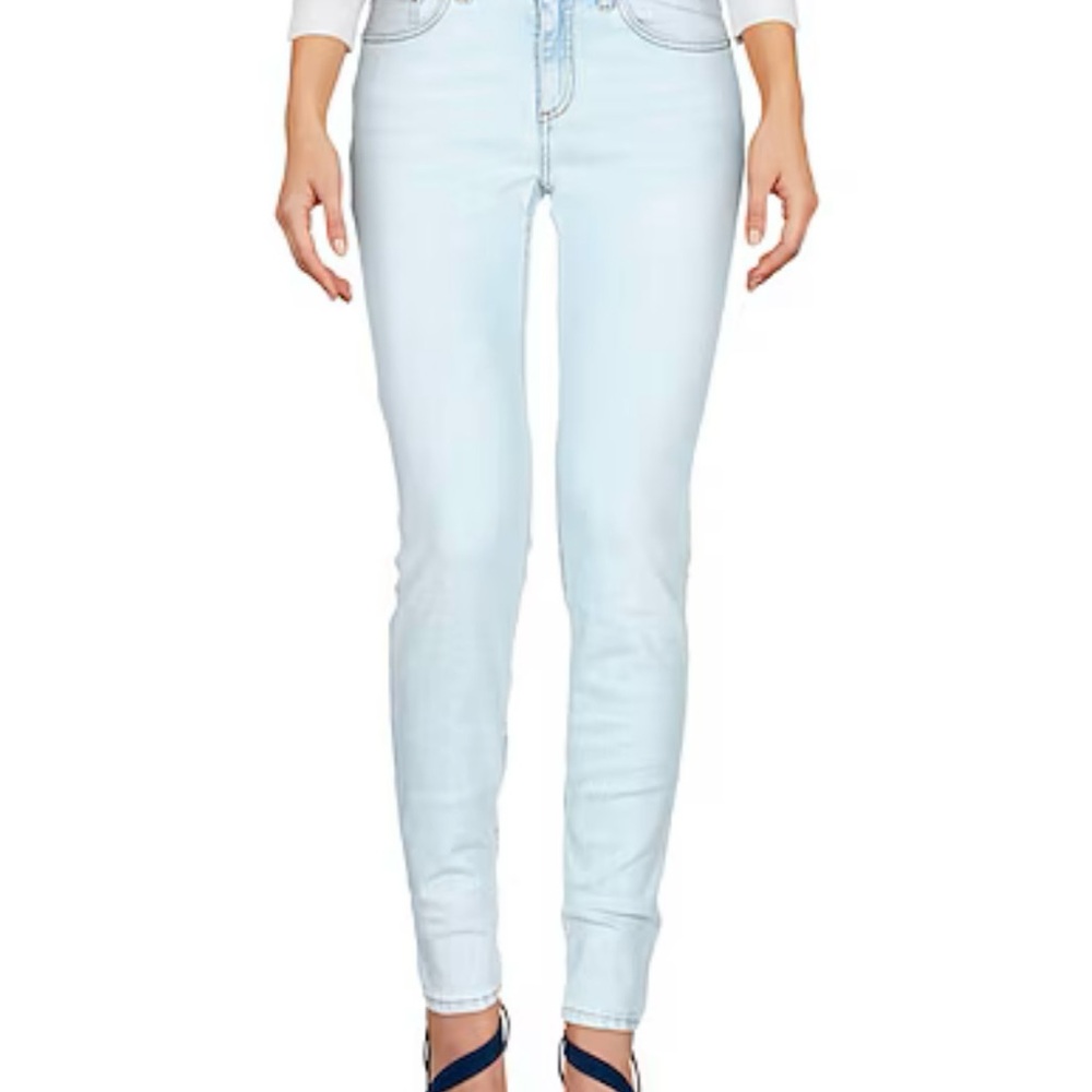 Acne Women's *Skin 5 Pocket* Jeans - Light Blue